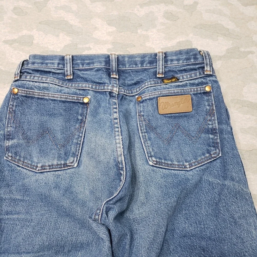 Vintage Wrangler 13MWZ Jeans Mens 32x34 Blue 13MWZ Whiskered Cowboy Cut Western